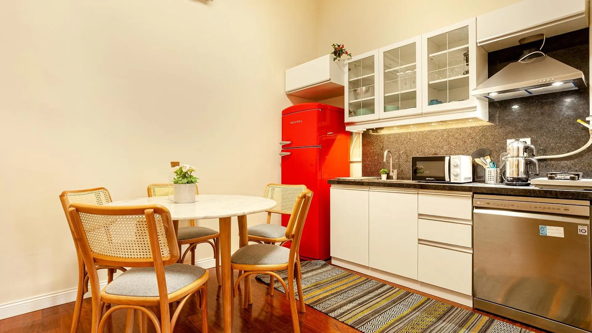 Stylish Flat Near Istiklal Street Apartment Istanbul 0*,  Turkey