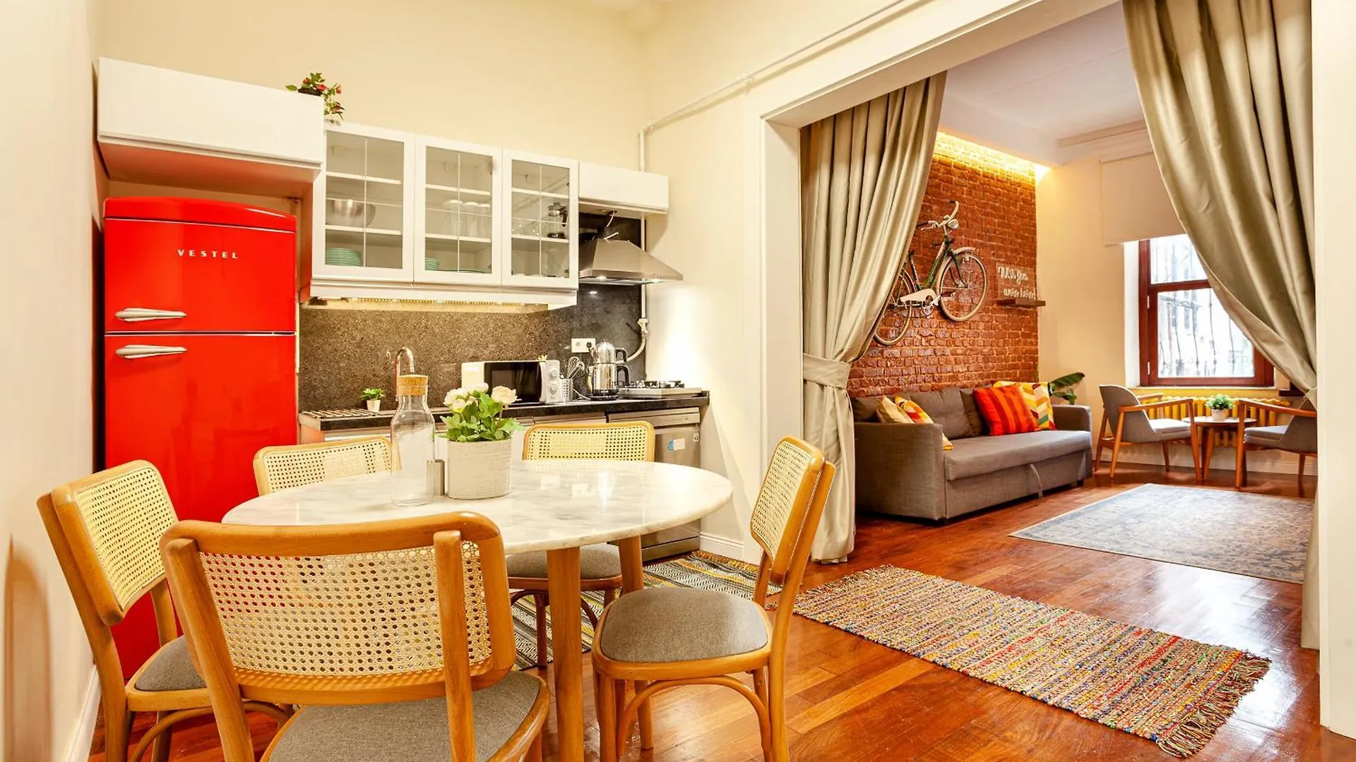 Stylish Flat Near Istiklal Street contacts